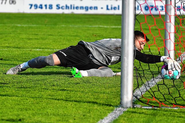 Bild 14: FSV Rheinfelden gewinnt Landesliga-Derby beim VfR Bad Bellingen mit 2:1 &ndash; und wir haben die Bilder!