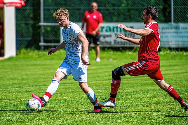Bild 29: SV Eggingen überrascht mit 2:1-Sieg gegen Spitzenreiter FC Tiengen 08 II &ndash; und wir haben Bilder!
