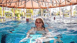 Im Schwenninger Neckarbad wurde die Wassertemperatur bereits um zwei Grad abgesenkt, das Villinger Hallenbad wird am 12. September folgen.