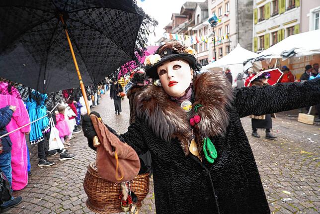 Bild 19: Narren, Kostüme und Stimmung: Die Highlights des Narrentreffens in Waldshut in Bildern