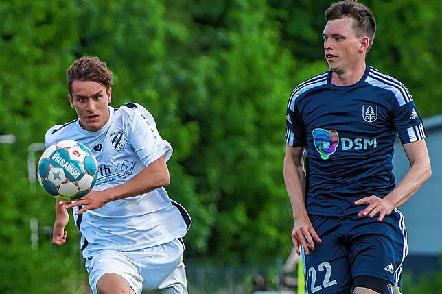 Bild 3: Spvgg. Wutöschingen bezwingt den SV Obersäckingen mit 2:1 &ndash; wir haben Bilder!