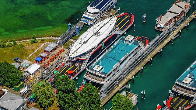 Die neue LNG-Fähre &bdquo;Richmond&ldquo; wurde bereits im Juni getauft. Mitte August ist sie jedoch immer noch nicht auf dem Bodensee ...