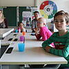 Hier kann es eng werden: In einem Klassenzimmer kommen in der Regel sechs Schüler, zwei Lehrer, ein FSJ-ler und eine Schulbegleiterin ...