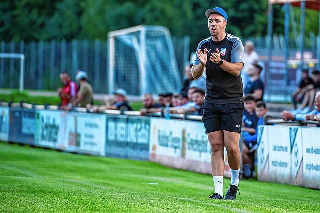 Bild 12: VfB Waldshut verliert gegen den SV RW Ballrechten-Dottingen mit 1:3 &ndash; wir haben Bilder!