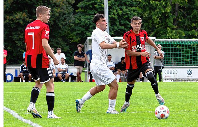 Bild 17: SC Gottmadingen-Bietingen gewinnt 2:1 beim FC Überlingen. Wir waren mit der Kamera dabei!