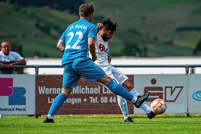 Bild 7: SV Buch düpiert den FC Erzingen und nimmt beim 2:1-Sieg die Punkte mit &ndash; und wir haben Bilder!