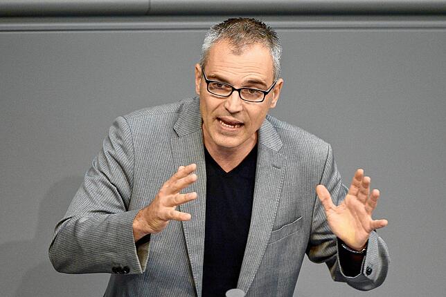 Gerhard Schick 2014 als Abgeordneter für die Grünen bei einer Debatte im Bundestag zum Thema der Europäischen Bankenunion. 2018 verließ ...