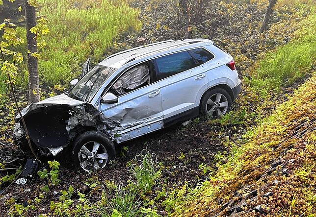 Auch der Skoda ist Schrott.