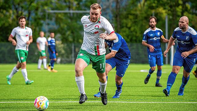 Torjäger der Spvgg. Andelsbach: Zehn Tore hat Florian Schmidle &ndash; hier im Spiel beim SV Albbruck &ndash; bereits auf dem Konto. Die ...