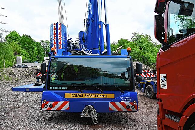 Bild 33: Brückenbau mit Nervenkitzel: Der Einbau der Neuwiesenbrücke für die Pendlerradroute P2