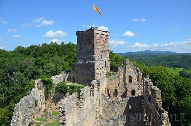 Ausflugstipp: Burg Rötteln
Eine der größten und imposantesten Burgruinen Südbadens. Mit einer Länge von 300 Metern und einer Breite von ...