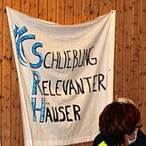 Eine neue Interpretation des Kürzels „SRH“ präsentierten die Demonstranten in der Göge-Halle.