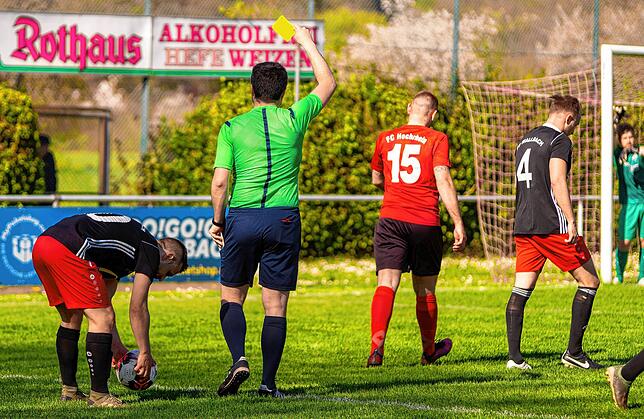 Bild 2: FC Wallbach besiegt den FC Hochrhein mit 1:0 &ndash; und wir haben Bilder!
