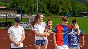 Erfolgreiche Läufer: Am meisten 400-Meter-Runden schaffte Julia Strizek mit deren 45 vor Elias Gliese mit 37 sowie Lucas Brunner und ...