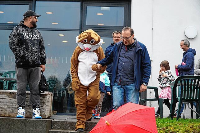 Bild 7: Osterfreude pur: So bunt war die Ostereiersuche im Jugend- und Kulturzentrum Klosterhof