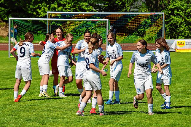 Bild 10: Jubel bei den C-Juniorinnen des Hegauer FV! Unsere Bilder vom Verbandspokal-Finale