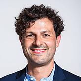 Zur Person: Luigi Pantisano ist am 28. Juli 1979 in Waiblingen im Rems-Murr-Kreis geboren. Er ist verheiratet und zwei Kinder im Alter ...