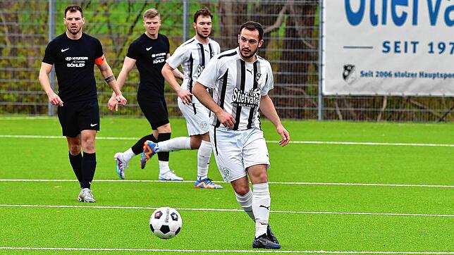 Eiskalt am Punkt: Lukas Schmeller &ndash; hier ein Archivbild &ndash; traf noch vor der Pause zum per Foulelfmeter 2:0-Endstand für den ...