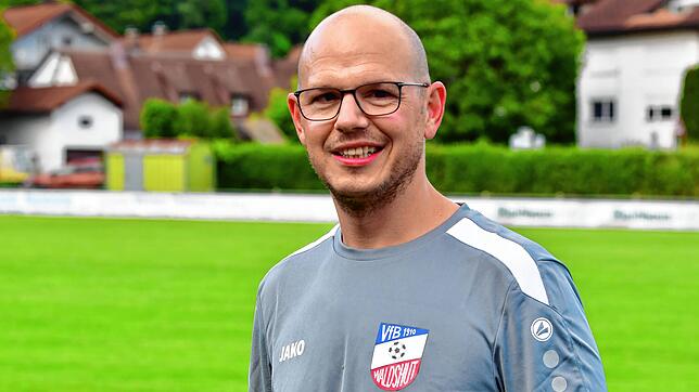Trainer Alaa Eldin Atalla (VfB Waldshut): „Wir haben viel Lehrgeld bezahlt. Unsere jungen Spieler brauchen erfahrene Leute neben sich“