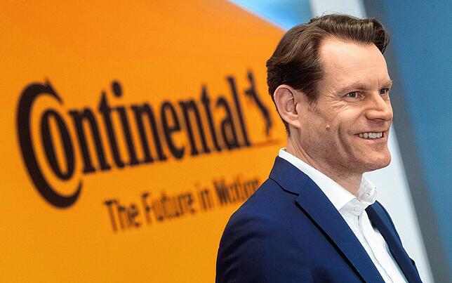 Continental-Konzernchef Nikolai Setzer verantwortet den strikten Sparkurs bei dem Unternehmen. Die Automobil-Sparte schreibt bereits ...