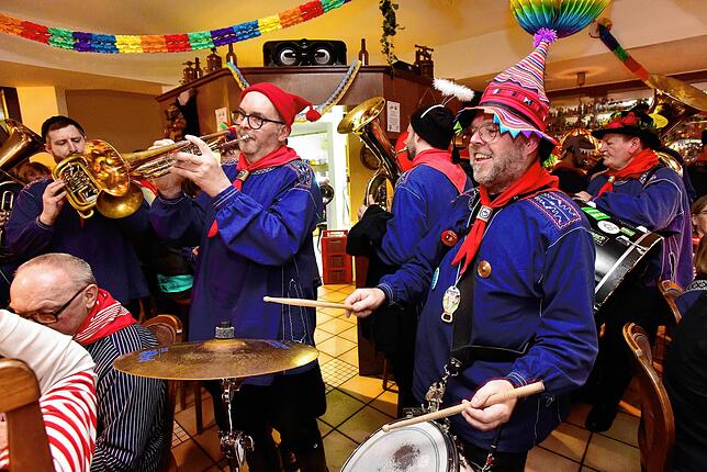Bild 28: Eschinger Gaudimusikobed bringt beste Fasnetstimmung in die Gaststätten