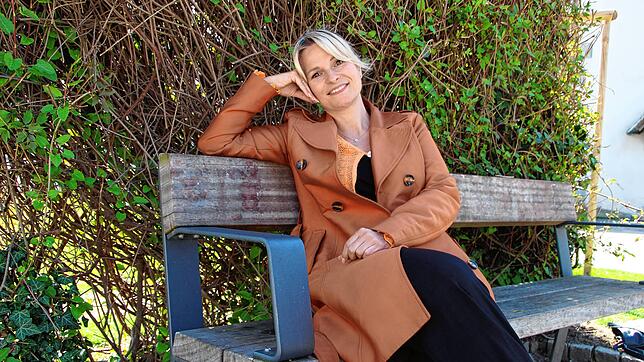 Die Markdorferin Heike Müller möchte als Schlagersängerin Melia durchstarten. Gerade ist ihre neue Single erschienen.