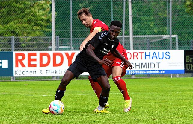 Bild 4: Die besten Bilder vom Pokalfight zwischen dem FC Überlingen und dem SC Konstanz-Wollmatingen