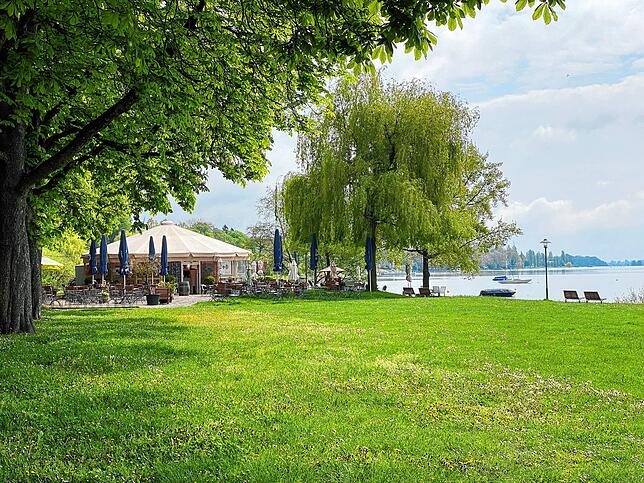 Die Seebar am Radolfzeller Seeufer ist ein beliebter Treffpunkt für Einheimische und Besucher. Sie hat in dieser Form aber ausgedient ...