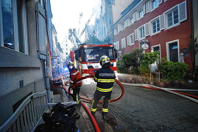 Bild 23: Am Morgen danach: So sieht es nach dem Großbrand in der Zollernstraße aus