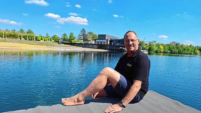 Rettungsschwimmer, Tauchlehrer, Bademeister: Niemand kennt das Strandbad im Seepark Linzgau in Pfullendorf besser als Walter Sonntag.
