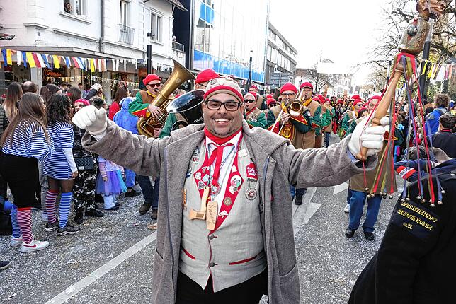 Bild 35: Bilder vom großen Fasnet Samschdig-Umzug der Poppele-Zunft (2)