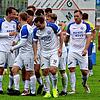 Die Radolfzeller Spieler bejubeln das Siegtor bei der SpVgg F.A.L.