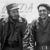 Fidel Castro (links) und Che Guevara 1960 auf Kuba: Die Revolutionen der vergangenen 100 Jahre sind letztlich alle gescheitert.