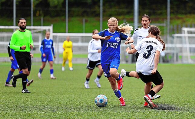 Bild 30: Unsere große Bildergalerie vom Oberliga-Spiel der B-Mädchen des Hegauer FV gegen den FV Deuchelried