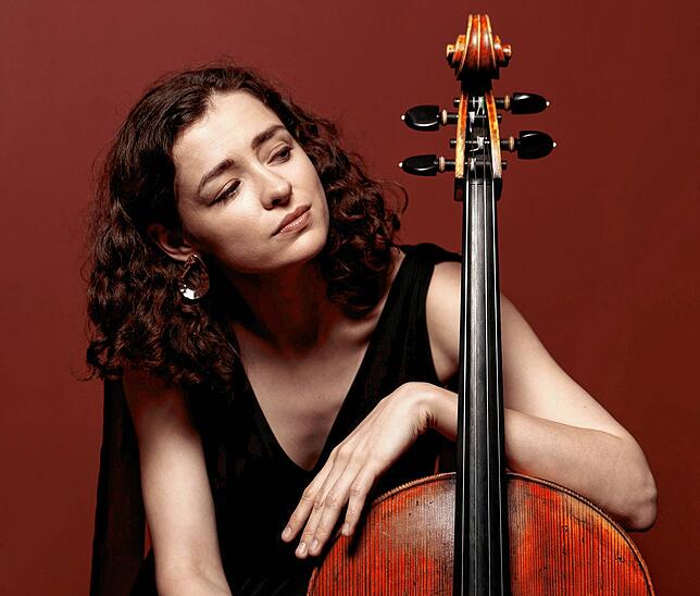 Die Prager Symphoniker mit Anastasia Kobekina am Violincello machen den Auftakt der Meisterkonzerte am 15. Oktober im Franziskaner ...