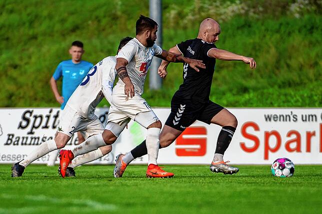 Bild 4: FC Erzingen trotzt Tabellenführer VfR Hausen ein 1:1 ab &ndash; und wir haben Bilder!