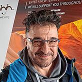 Aldo Poppiti arbeitet bei DGH Sand Casting im Versand und ist Mitglied im Betriebsrat. Er arbeitet seit 43 Jahren bei dem Unternehmen ...