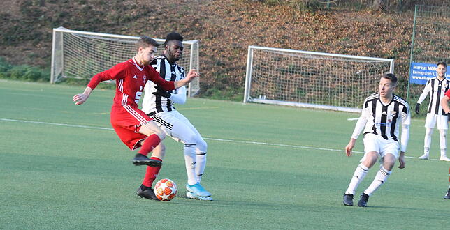 Bild 6: SV 08 Laufenburg verliert Spitzenspiel gegen SF Elzach-Yach mit 3:5 &ndash; und wir haben Bilder!