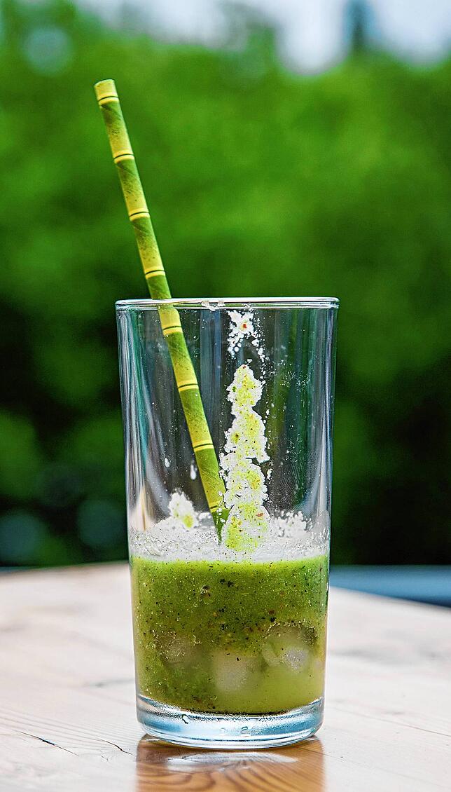 Algen lassen sich unter anderem für grüne Smoothies verwenden.