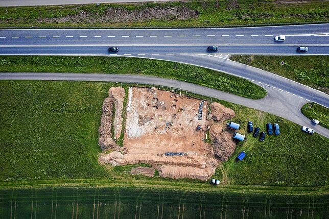 Die Ausgrabungsstätte bei Allensbach von oben. Hier haben die Experten über Wochen hinweg gegraben.