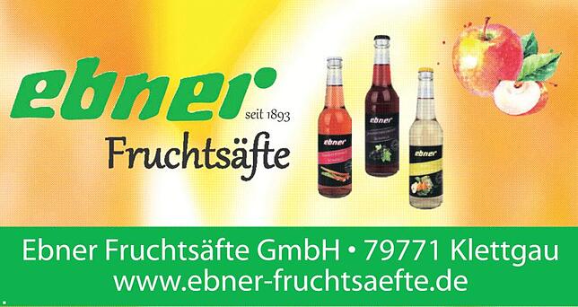 Bild 2: Strohskulpturen-Wettbewerb Höchenschwand: Prämierungstag bei den Strohskulpturen