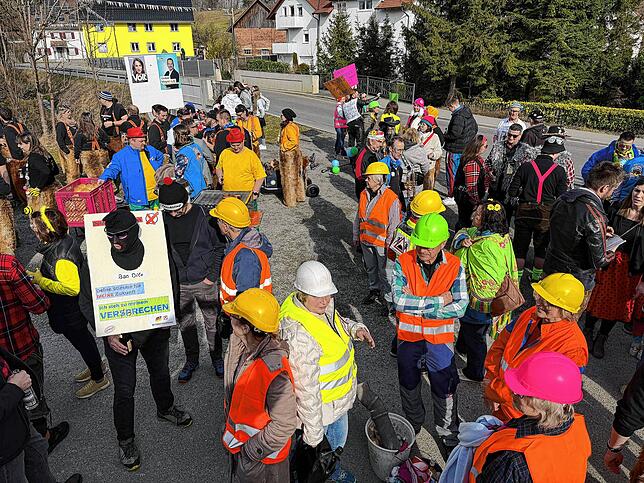 Bild 16: Die schönsten Bilder: Urnauer Fasnet mit politischer Botschaft