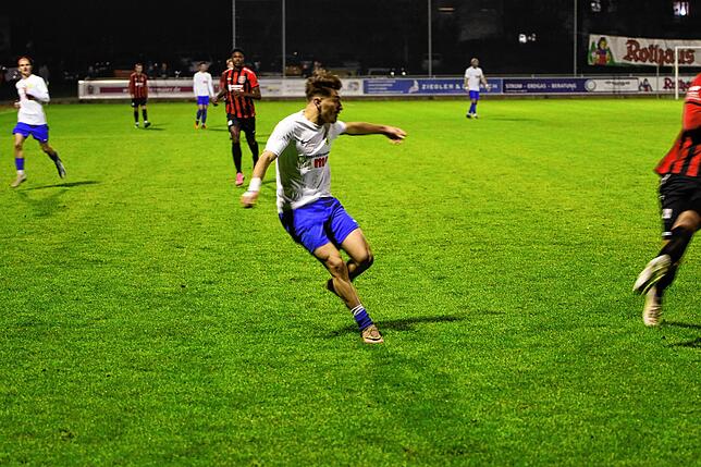 Bild 2: Unsere Bildergalerie der Landesliga-Partie zwischen dem FC Singen 04 und dem FC Königsfeld