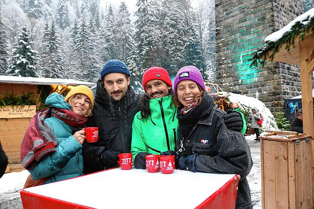Bild 11: Besucheransturm auf dem Weihnachtsmarkt in der Ravennaschlucht