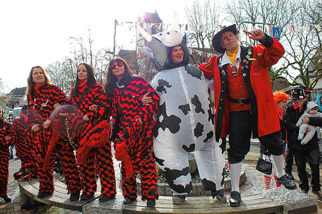 Bild 11: Umzug am Fastnachtssonntag in Hochemmingen: hier gibt´s die Bilder!