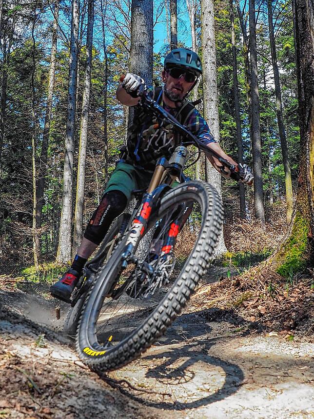 Ansgar Oker möchte den Gehro-Trail ausbauen, um ihn weiterhin für Radsportler attraktiv zu halten.