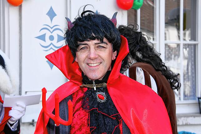 Zur Fasnacht 2011 zeigte sich Johannes Moser von seiner teuflischen Seite. Der Engener Schultes ließ es sich nicht nehmen, jedes Jahr ...