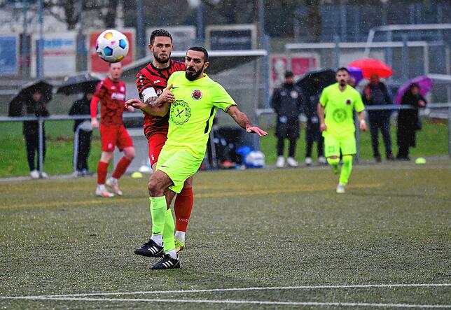 Veysel Kayantas vom TSV Singen kann auf mehreren Positionen spielen.