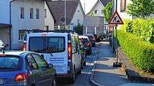 Die Schlüchttalstraße in Gurtweil ist eine der Hauptachsen, die durch Verkehrslärm belastet sind. Archivfoto: Alfred Scheuble