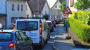 Die Schlüchttalstraße in Gurtweil ist eine der Hauptachsen, die durch Verkehrslärm belastet sind. Archivfoto: Alfred Scheuble